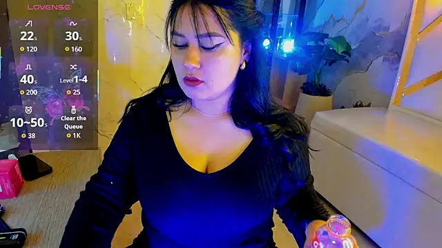 Snapshot of Zarath_tf chatting on 11, 6, 2026 Zarath tf online show from 11, 6, 2026