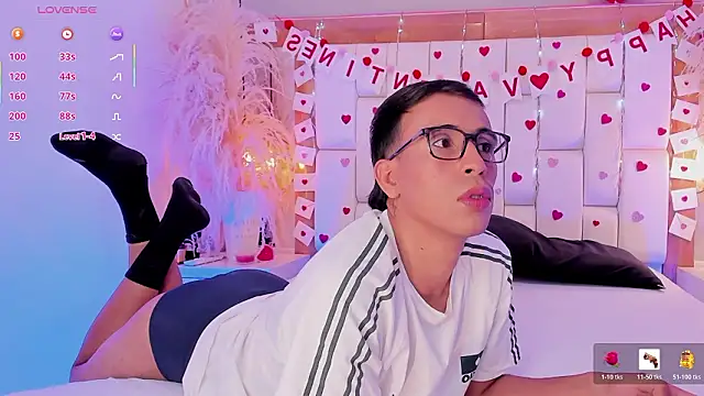 Snapshot of Mr_aronnn_ chatting on 15, 2, 2026 Mr aronnn online show from 15, 2, 2026