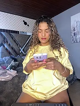 AngelPinkk  online show from 12, 2, 2026