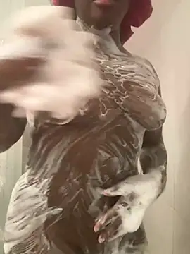 icelyne 2001 online show from 24, 2, 2026