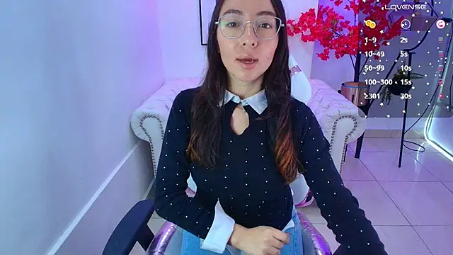 Snapshot of Veronica_miiller chatting on 11, 7, 2026 Veronica miiller online show from 11, 7, 2026