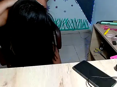 Im May  online show from 5, 2, 2026