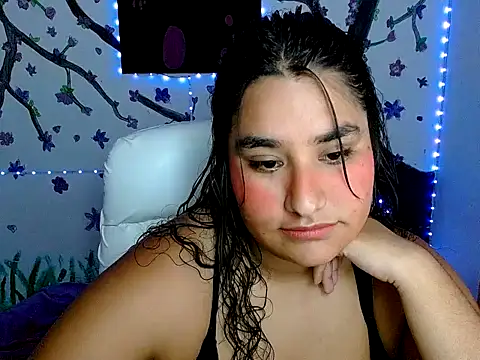 Im May  online show from 28, 2, 2026