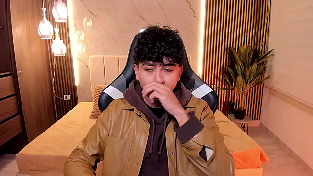 Christopher Monroe  online show from 16, 1, 2026