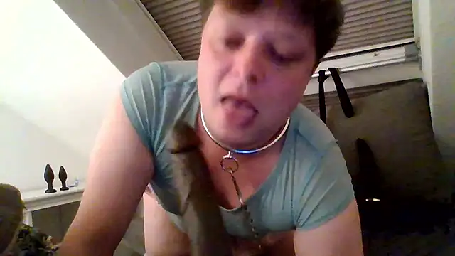 Leylasissyslut online show from 15, 1, 2026