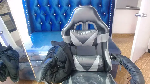 Snapshot of Candy_Rose_v chatting on 27, 2, 2026 Candy Rose v online show from 27, 2, 2026