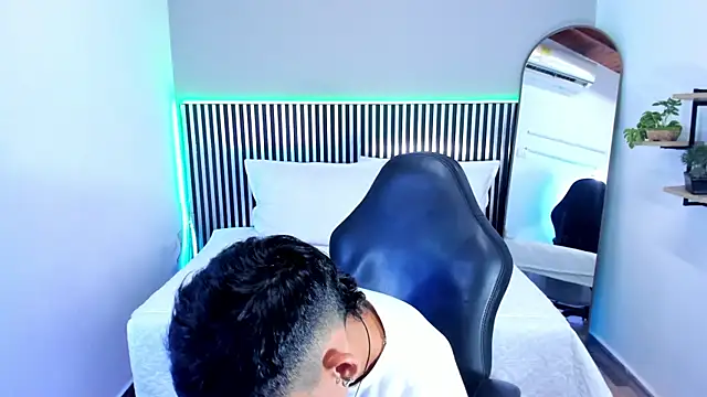 Snapshot of Astaroth_Grigori chatting on 4, 2, 2026 Astaroth Grigori online show from 4, 2, 2026