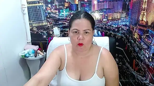 Snapshot of tila_nastyy chatting on 5, 6, 2026 tila nastyy online show from 5, 6, 2026