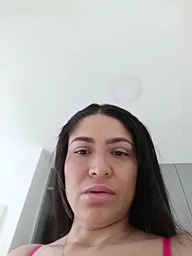 Snapshot of Ina_Jody_ chatting on 6, 2, 2026 Ina Jody online show from 6, 2, 2026