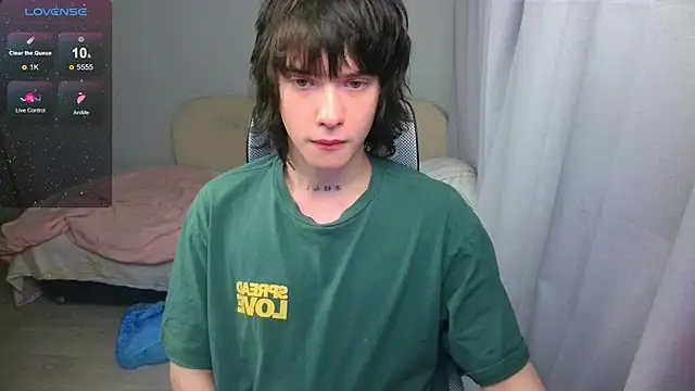 LeonBoykisser online show from 10, 5, 2026