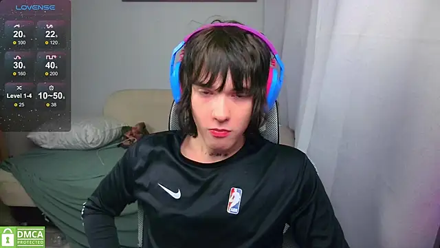LeonBoykisser online show from 15, 5, 2026