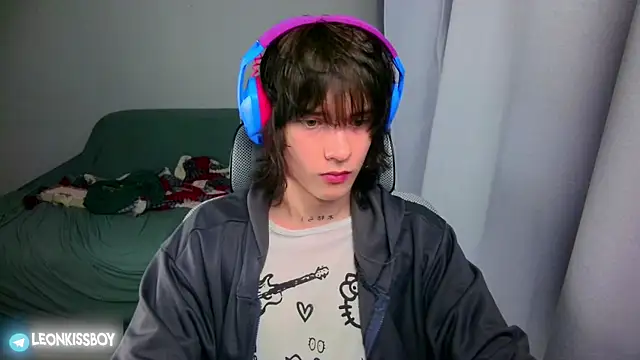 Snapshot of LeonBoykisser chatting on 30, 6, 2026 LeonBoykisser online show from 30, 6, 2026