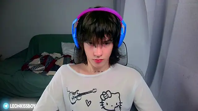 Snapshot of LeonBoykisser chatting on 29, 6, 2026 LeonBoykisser online show from 29, 6, 2026