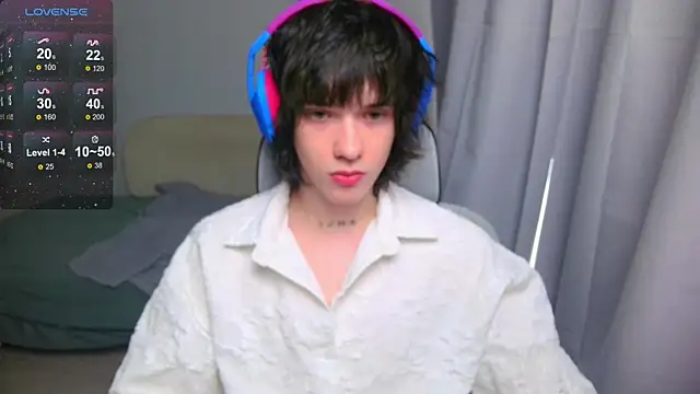 LeonBoykisser online show from 30, 4, 2026