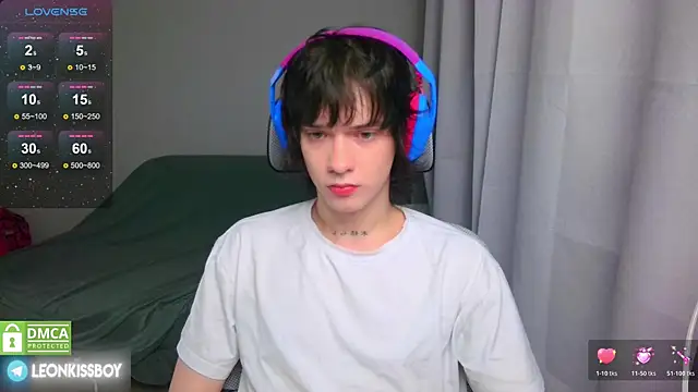 LeonBoykisser online show from 24, 4, 2026