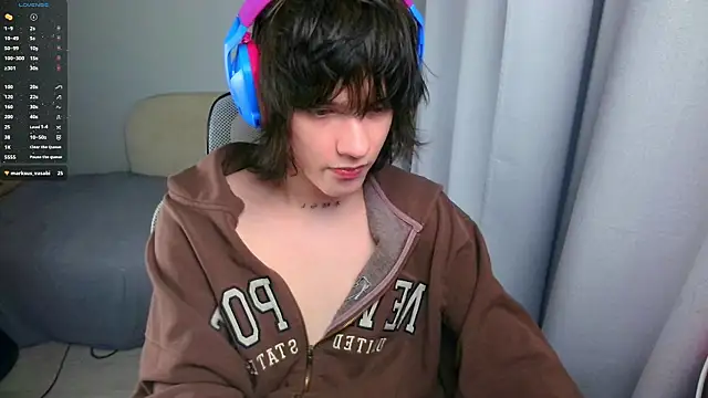 Snapshot of LeonBoykisser chatting on 7, 6, 2026 LeonBoykisser online show from 7, 6, 2026