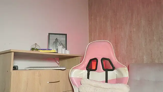 IvySanders online show from 2, 3, 2026