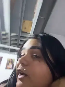 Snapshot of MorenaCariok chatting on 5, 7, 2026 MorenaCariok online show from 5, 7, 2026