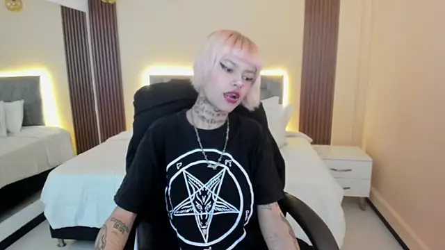 Bela Craxkerr online show from 21, 5, 2026