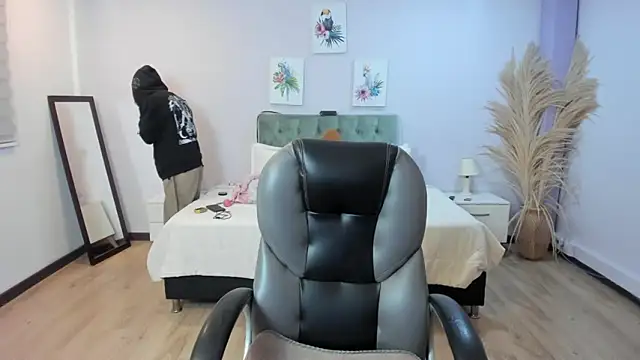 Snapshot of Bela_Craxkerr chatting on 5, 2, 2026 Bela Craxkerr online show from 5, 2, 2026