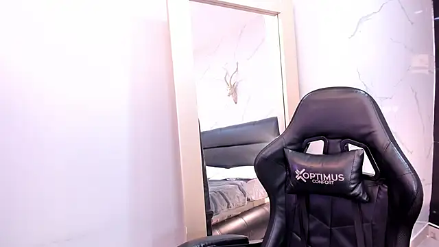 KomiCatt online show from 6, 2, 2026