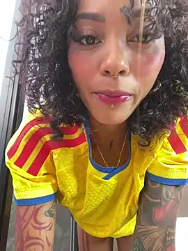 LizStorm  online show from 17, 6, 2026