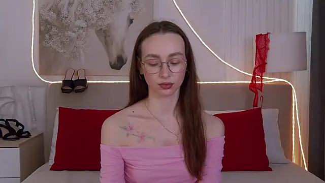 Emily Simon online show from 13, 4, 2026