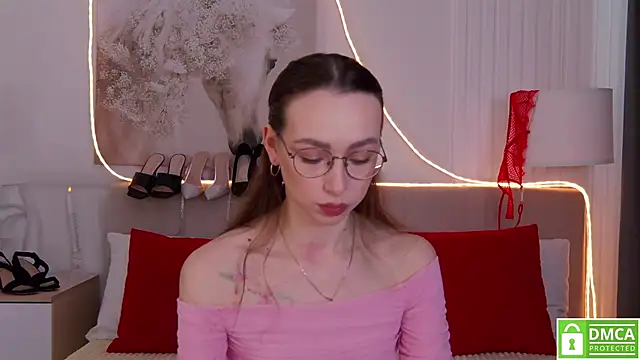 Emily Simon online show from 7, 3, 2026