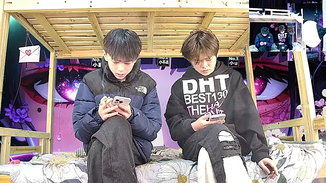 xiaohuangren01 online show from 9, 2, 2026