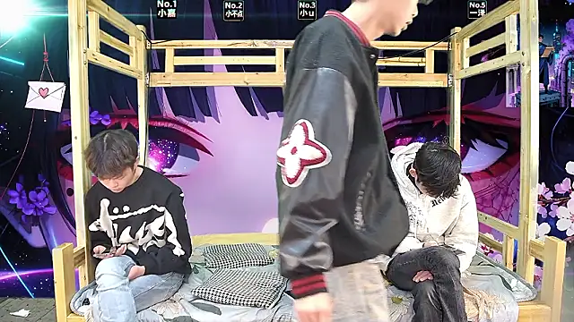 xiaohuangren01 online show from 24, 3, 2026