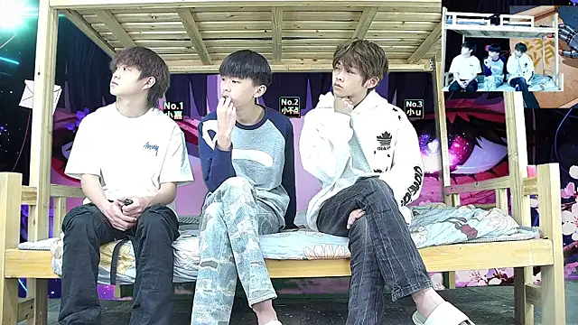 xiaohuangren01 online show from 27, 2, 2026