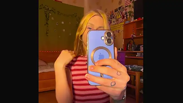 Snapshot of miss_barbie111 chatting on 5, 2, 2026 miss barbie111 online show from 5, 2, 2026