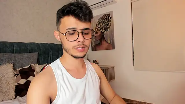 Snapshot of Alhan_Twink chatting on 16, 7, 2026 Alhan Twink online show from 16, 7, 2026