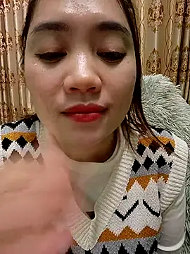 lylinhjim online show from 14, 1, 2026