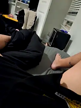 Snapshot of Tom32828 chatting on 4, 3, 2026 Tom32828 online show from 4, 3, 2026