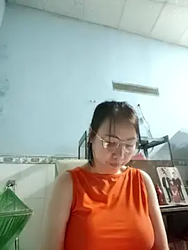 Snapshot of Famrita chatting on 9, 2, 2026 Famrita online show from 9, 2, 2026