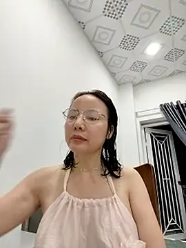 Famrita online show from 15, 4, 2026