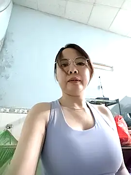 Snapshot of Famrita chatting on 17, 1, 2026 Famrita online show from 17, 1, 2026