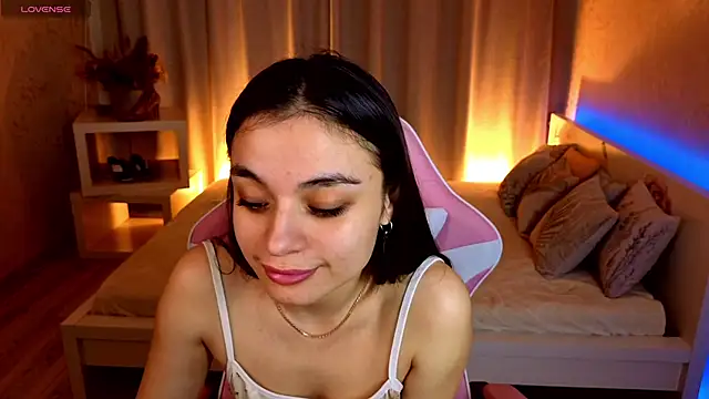 Kim Bless online show from 24, 4, 2026