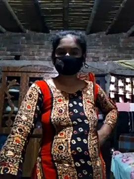 Hot Sweeti online show from 7, 3, 2026