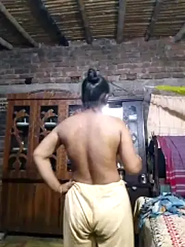 Hot Sweeti online show from 24, 4, 2026