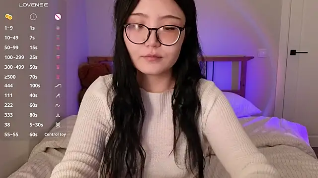 nullgirl online show from 18, 5, 2026