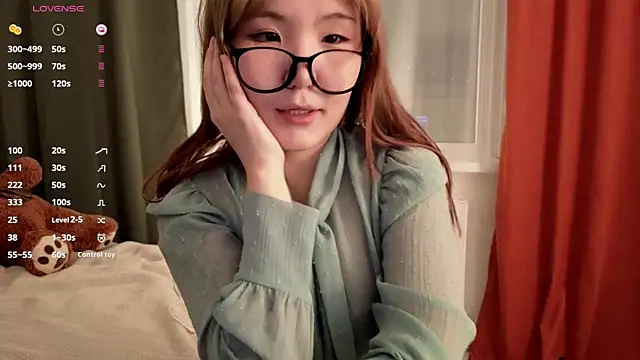 nullgirl online show from 25, 3, 2026