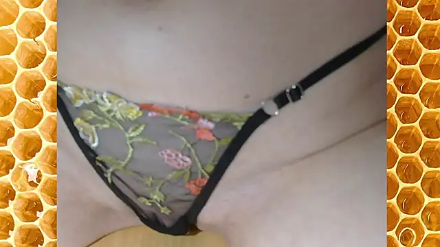 QueenoftheCats online show from 14, 1, 2026