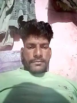 Snapshot of Hairymax_boy chatting on 1, 3, 2026 Hairymax boy online show from 1, 3, 2026