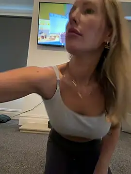 Daisyprin online show from 23, 2, 2026