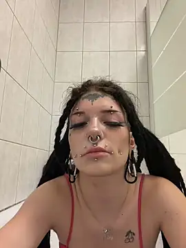 Snapshot of demonLamia chatting on 7, 6, 2026 demonLamia online show from 7, 6, 2026