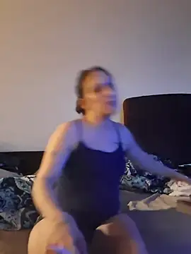 LadySn0w26 online show from 8, 4, 2026