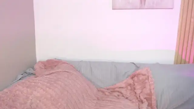 chloe peach  online show from 2, 5, 2026