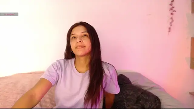 chloe peach  online show from 26, 5, 2026